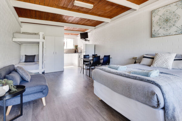 homepage-tiles-motels-1